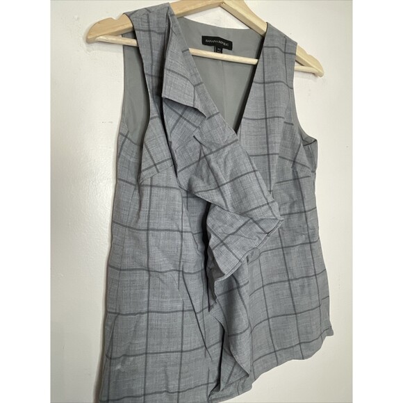BANANA REPUBLIC Women's Sz XS Sleeveless Ruffled Front Top Gray Windowpane Wool - Picture 5 of 7